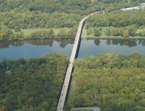 Aerial view of Huguenot Bridge