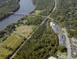 Aerial view of Huguenot Bridge