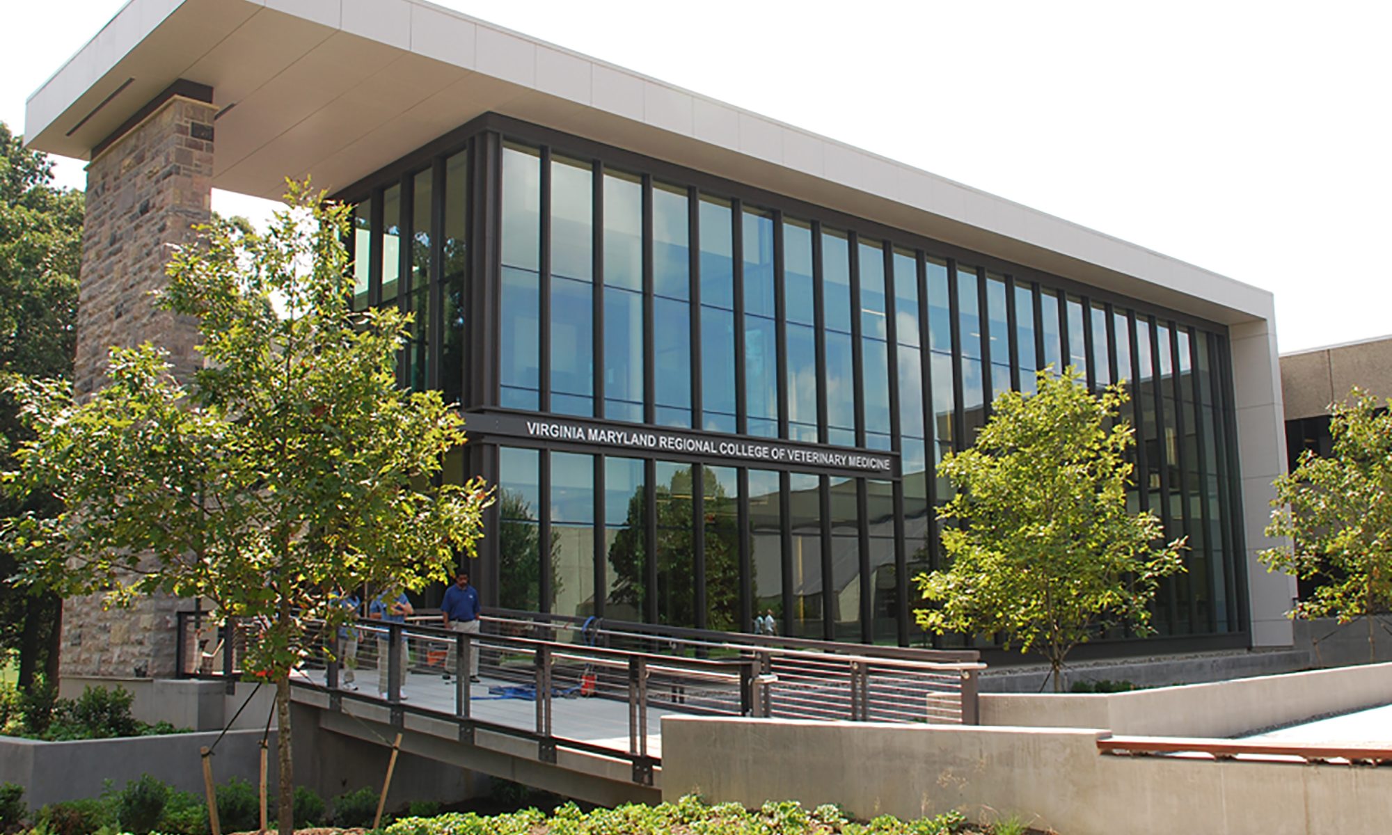 Exterior of Virginia-Maryland College of Veterinary Medicine