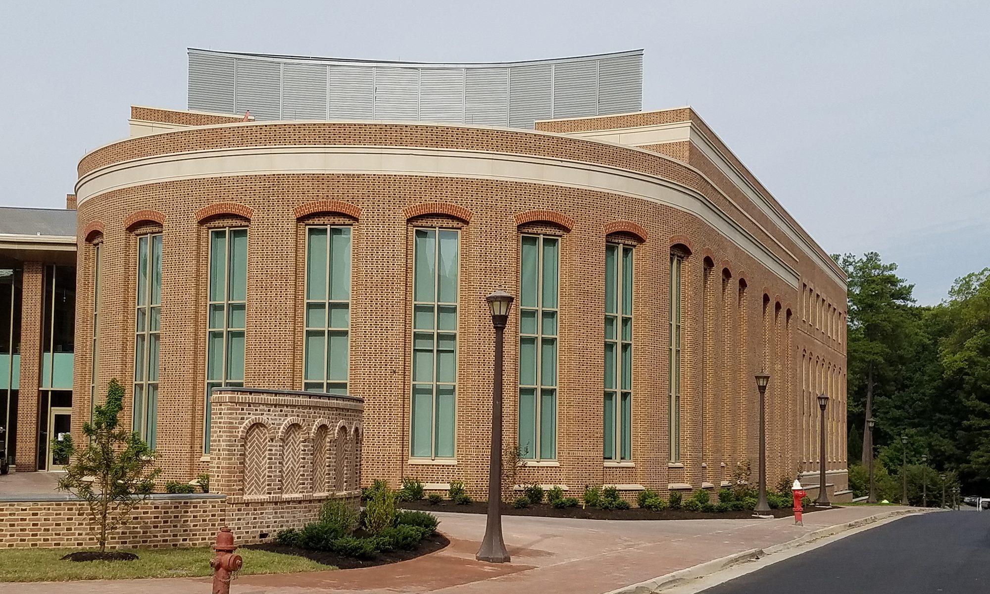 Exterior of Integrated Science Center at College of William and Mary