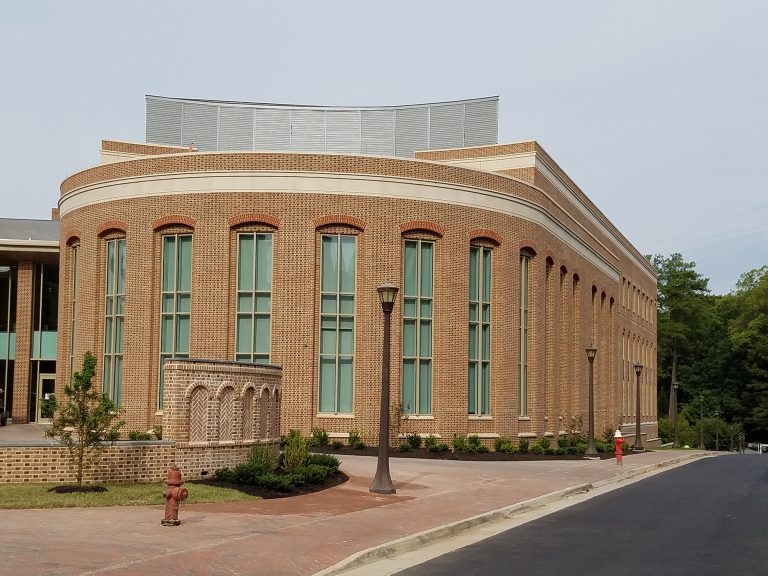 Exterior of Integrated Science Center at College of William and Mary