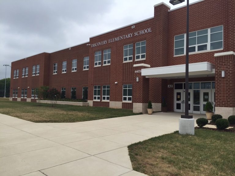 Exterior of Discovery Elementary School