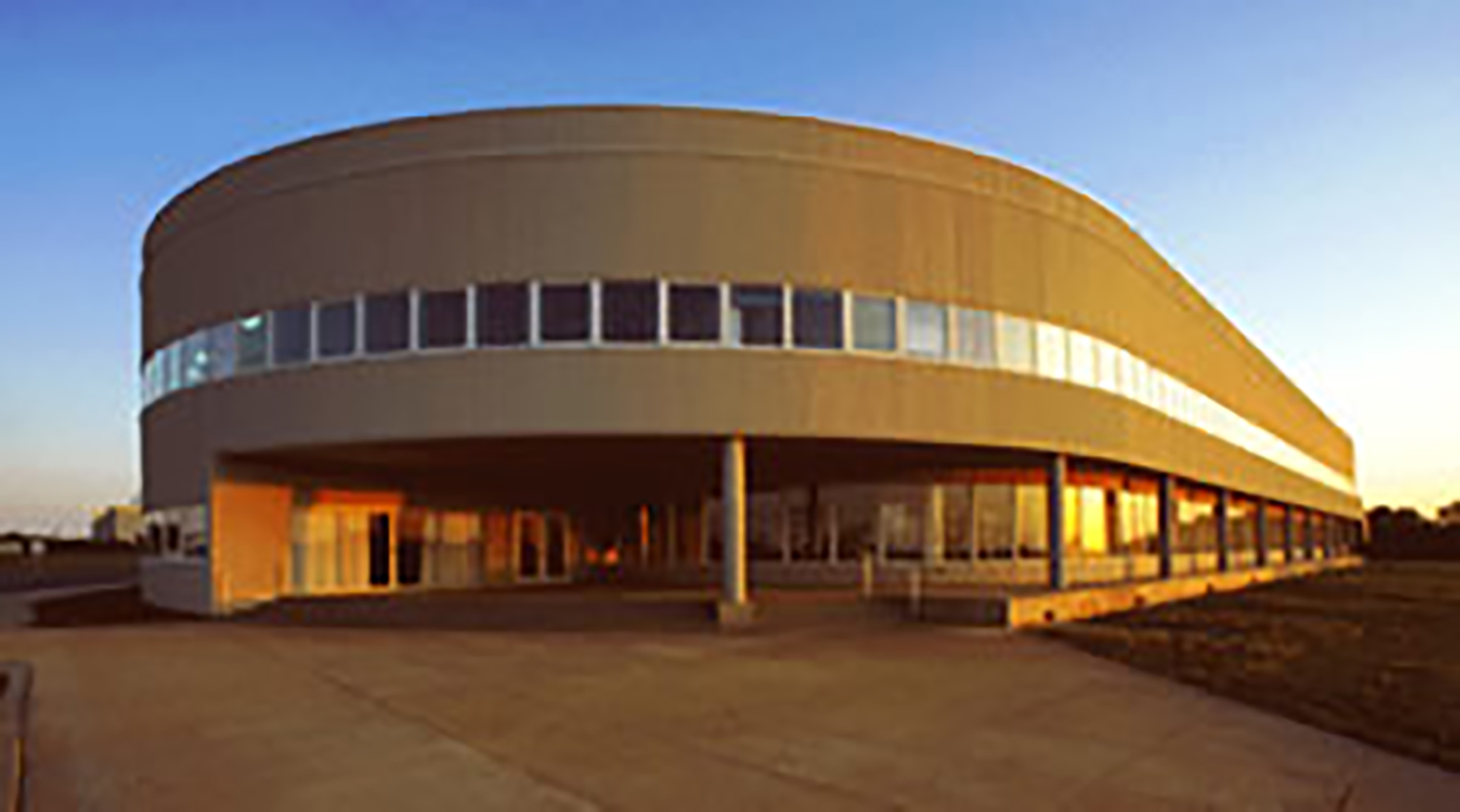 Exterior of Cannon Laboratory at University of Delaware