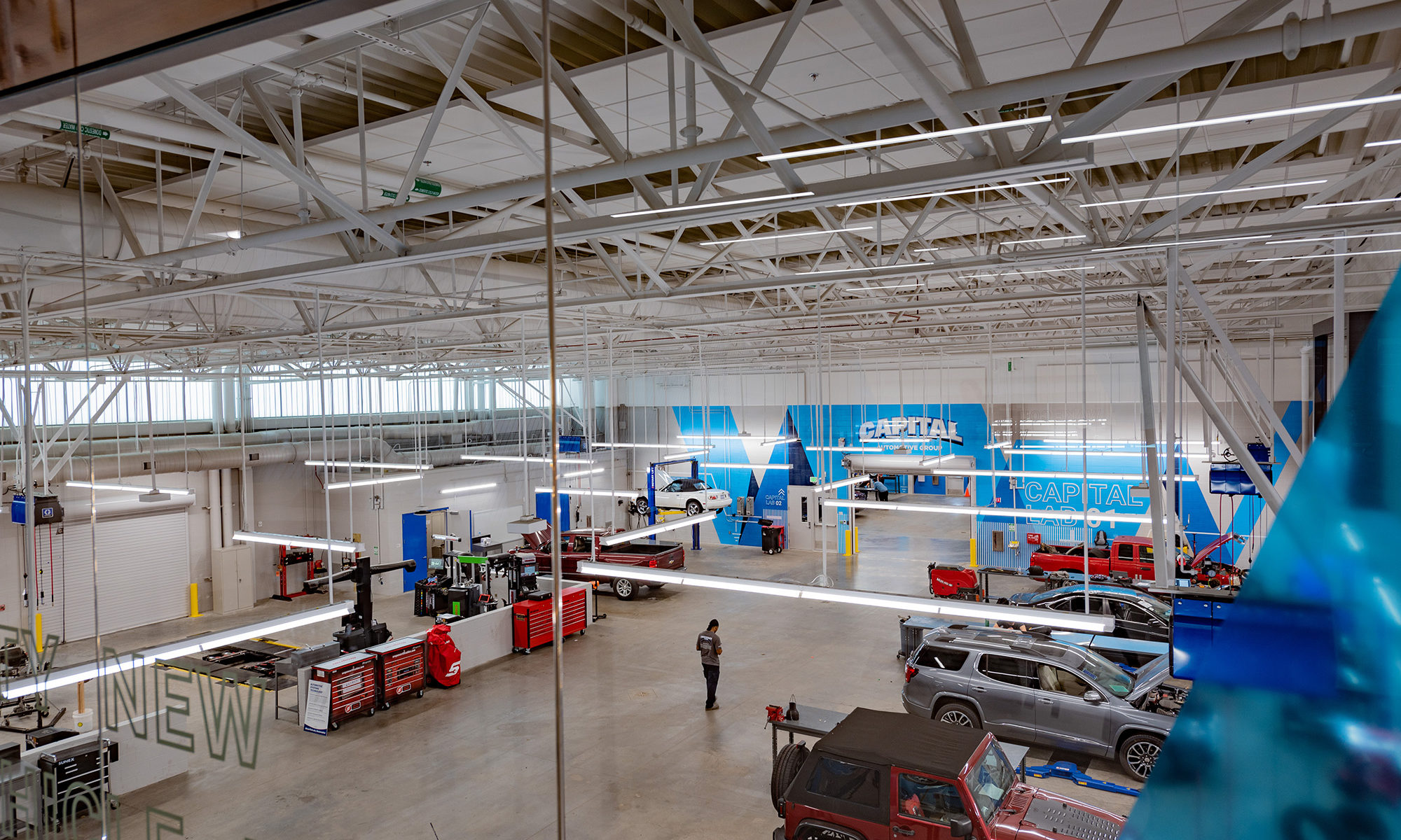 View of a lab at the Hendrick Center for Automotive Excellence